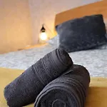 Casa vacanze Dogfriendly, Grand Jardin Clos, 4 Chambres, Grand Salon Avec Cheminée - Larès