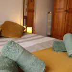 Casa vacanze Dogfriendly, Grand Jardin Clos, 4 Chambres, Grand Salon Avec Cheminée - Larès *
