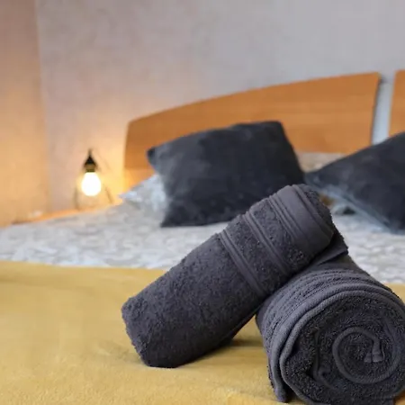 Σπίτι διακοπών Dogfriendly, Grand Jardin Clos, 4 Chambres, Grand Salon Avec Cheminee Saint-Samson