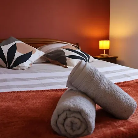 Σπίτι διακοπών Dogfriendly, Grand Jardin Clos, 4 Chambres, Grand Salon Avec Cheminee