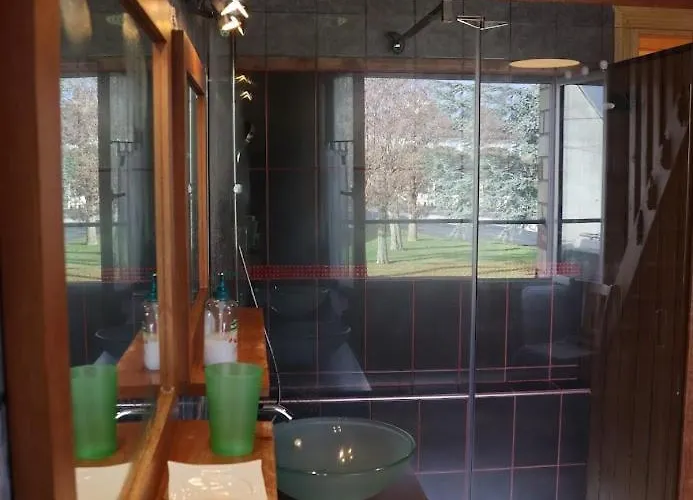 Dogfriendly, Grand Jardin Clos, 4 Chambres, Grand Salon Avec Cheminee * Saint-Samson