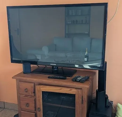 Σπίτι διακοπών Dogfriendly, Grand Jardin Clos, 4 Chambres, Grand Salon Avec Cheminee